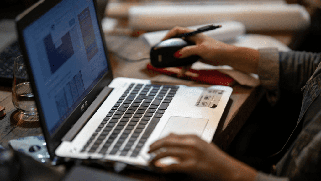 Asus Vivobook Go 15.6