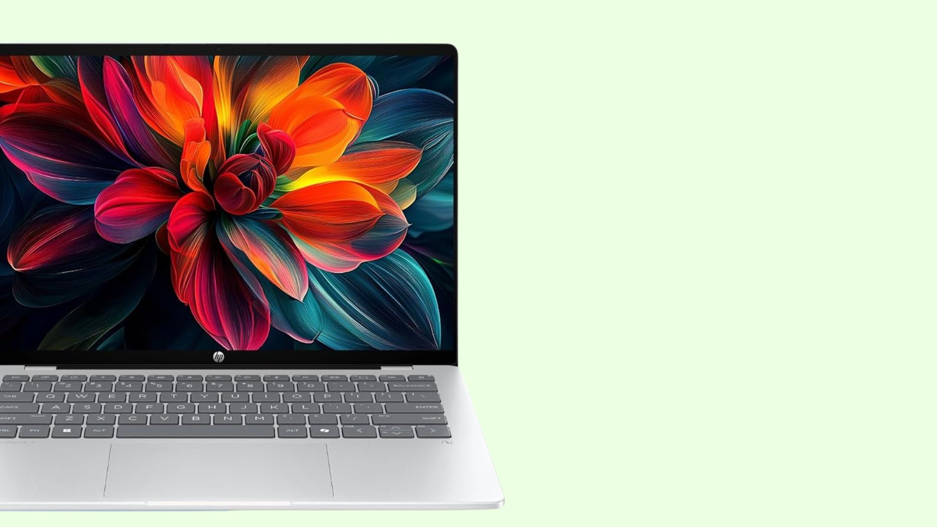 HP OmniBook 5 14 inch Review: Mid-Range AI Power Meets Portability