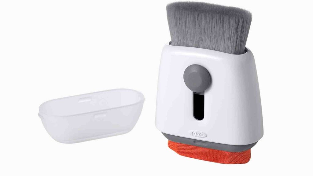 OXO Good Grips Sweep & Swipe Laptop Cleaner Review: A Must-Have for Dust-Free Screens